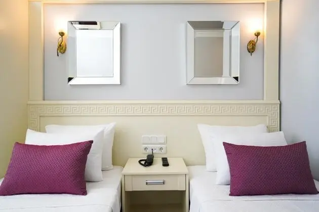 Çift Kişilik,şehir Manzaralı