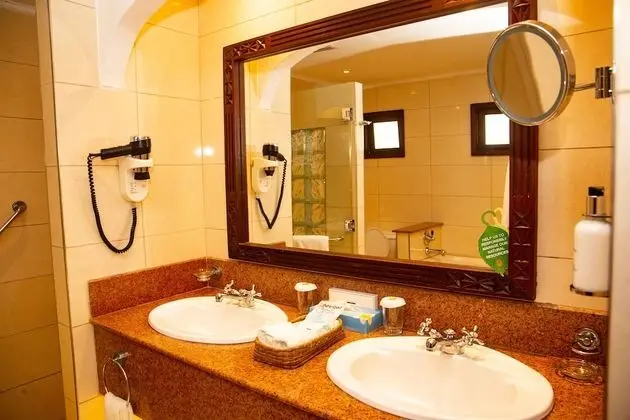 Deluxe İki Ayrı Yataklı Oda, Bahçe Manzaralı