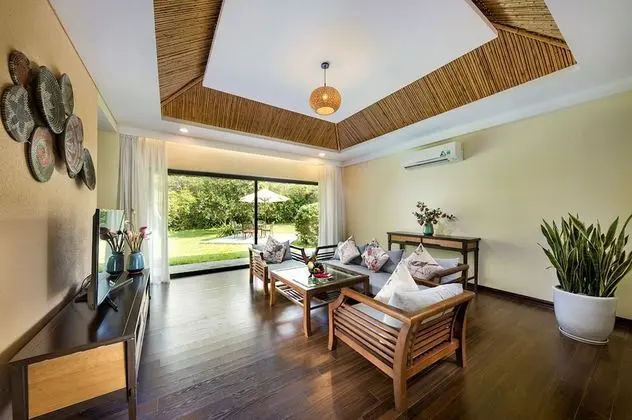 Villa, Bahçe Manzaralı