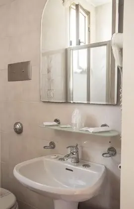 Economy Tek Büyük Yataklı Oda