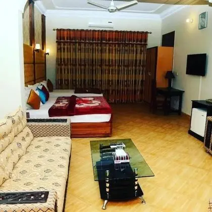 Deluxe Tek Büyük Yataklı Oda