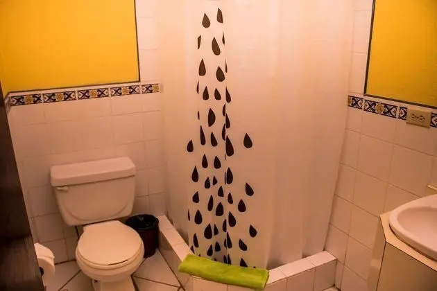 Classic Büyük Yataklı Tek Kişilik Oda, 1 Çift Kişilik Yatak, Özel Banyo, Zemin Kat