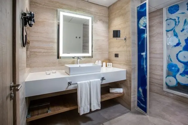 Luxury Oda, Havuz Kullanımı