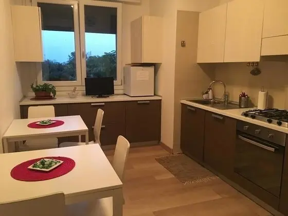 Tek Büyük Yataklı Oda, Ortak Banyo