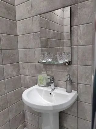 Standard Dört Kişilik Oda, Banyolu/Duşlu