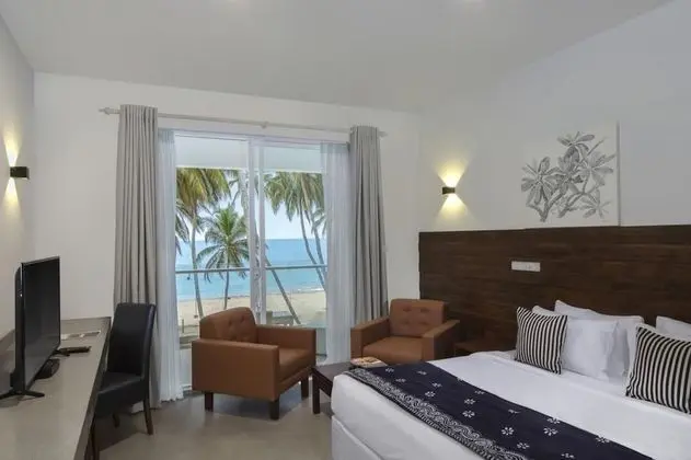 Deluxe Tek Büyük Yataklı Oda, Balkon, Deniz Manzaralı