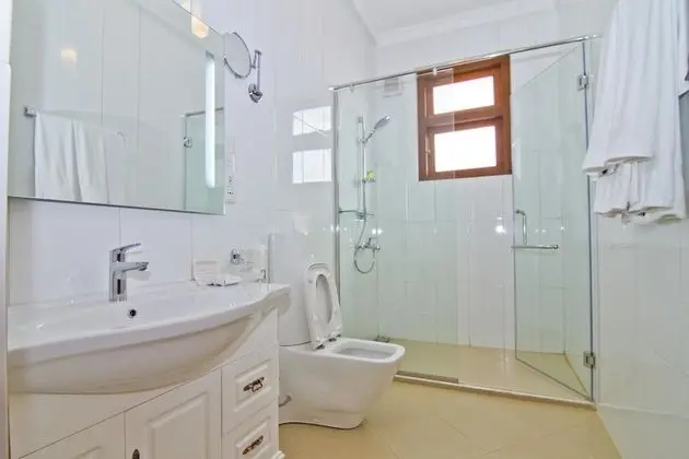 Deluxe Üç Kişilik Oda, 3 Tek Kişilik Yatak, Balkon, Dağ Manzaralı