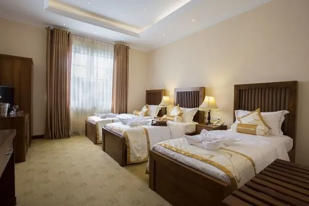 Luxury Üç Kişilik Oda, 3 Tek Kişilik Yatak, Küvet