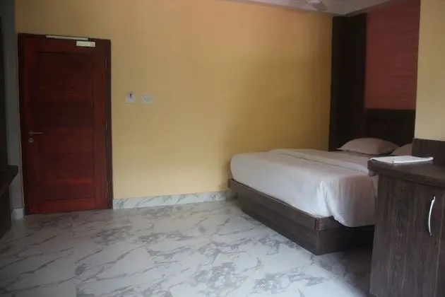 Luxury Tek Büyük Yataklı Oda