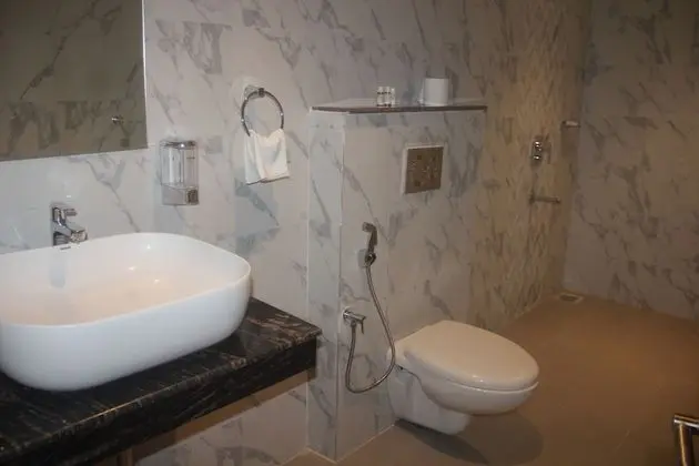 Luxury Tek Büyük Yataklı Oda