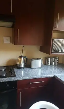 Tek Büyük Yataklı Oda, Mutfak