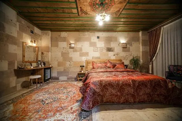 Garden Suite, Vadi veya Bahçe Manzaralı, Küvetli