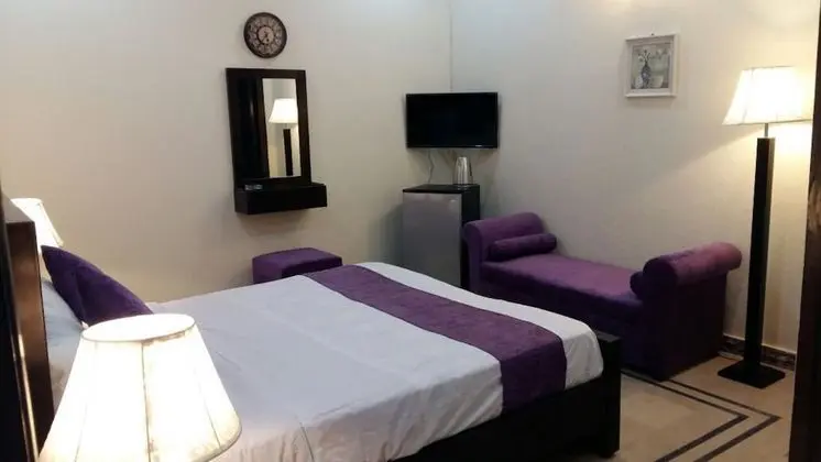 Tek Büyük Yataklı Oda