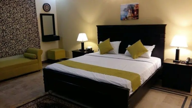 Tek Büyük Yataklı Oda