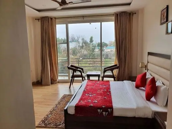 Executive Oda, Dağ Manzaralı, Dağ Yamacı
