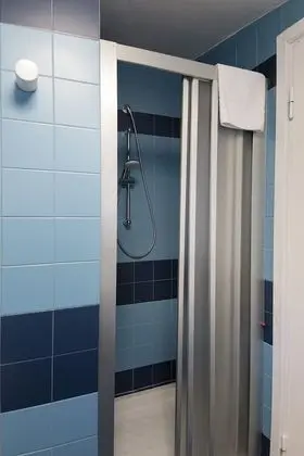 Basic Tek Büyük veya İki Ayrı Yataklı Oda (No Balcony)