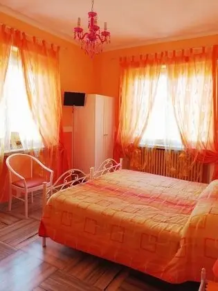 Tek Büyük veya İki Ayrı Yataklı Oda, Özel Banyo