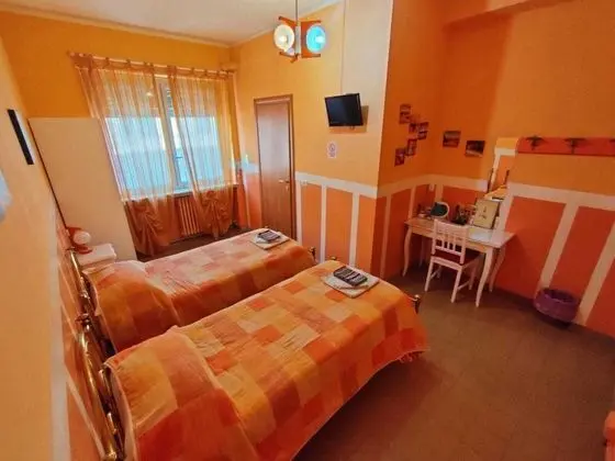 Tek Büyük veya İki Ayrı Yataklı Oda, Özel Banyo