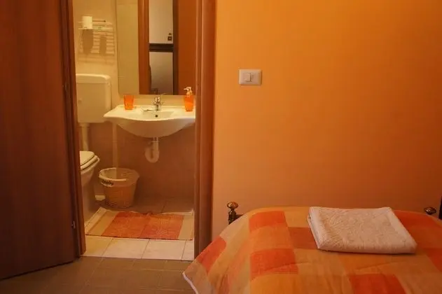 Tek Büyük veya İki Ayrı Yataklı Oda, Özel Banyo