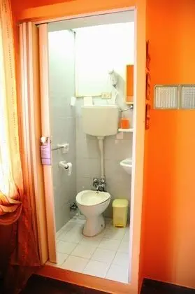 Tek Büyük veya İki Ayrı Yataklı Oda, Özel Banyo