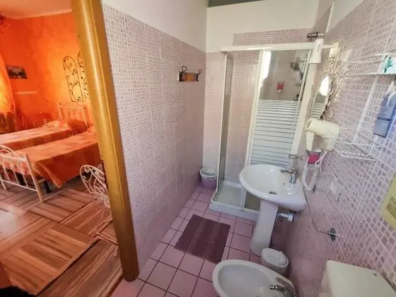 Tek Büyük veya İki Ayrı Yataklı Oda, Özel Banyo
