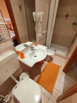 Tek Büyük veya İki Ayrı Yataklı Oda, Özel Banyo