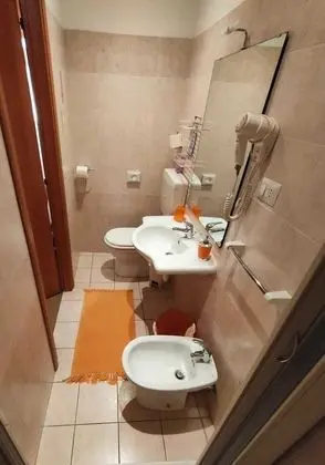 Tek Büyük veya İki Ayrı Yataklı Oda, Özel Banyo