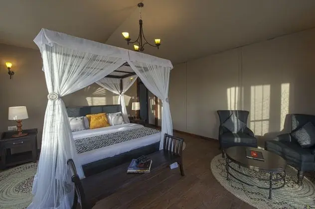 Executive Family Room
