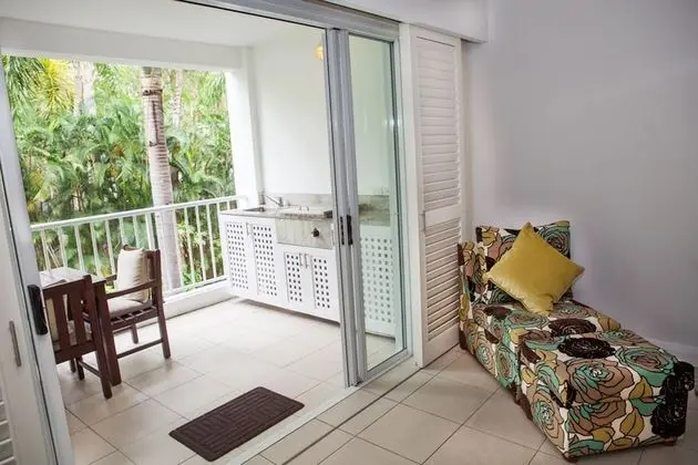 Apart Daire, 3 Yatak Odası, Balkon, Bahçe Manzaralı