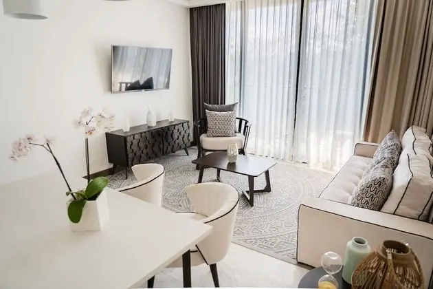 One Bedroom Suite