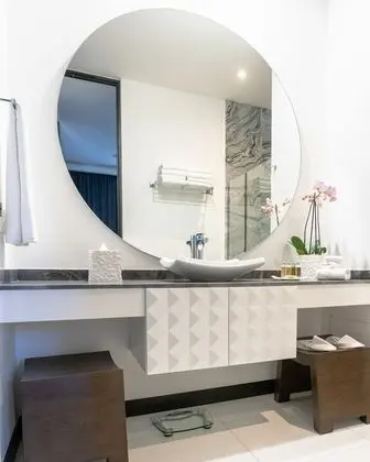One Bedroom Suite