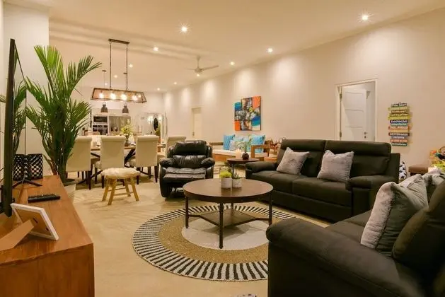 Luxury Villa, 4 Yatak Odası, Kişiye Özel Havuzlu, Plaj Manzaralı