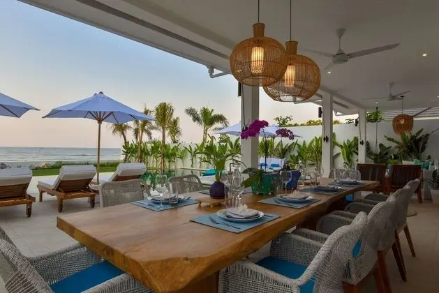 Luxury Villa, 4 Yatak Odası, Kişiye Özel Havuzlu, Plaj Manzaralı