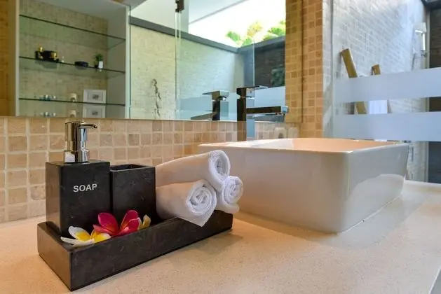 Luxury Villa, 4 Yatak Odası, Kişiye Özel Havuzlu, Plaj Manzaralı