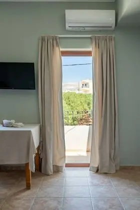 Romantic Stüdyo, Bahçe Manzaralı
