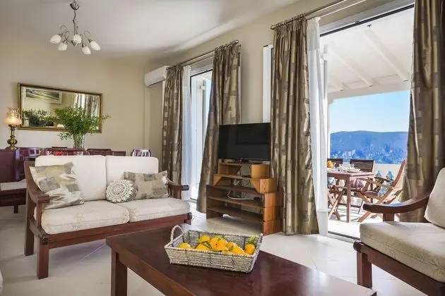 Villa, 4 Yatak Odası, Kişiye Özel Havuzlu, Deniz Manzaralı