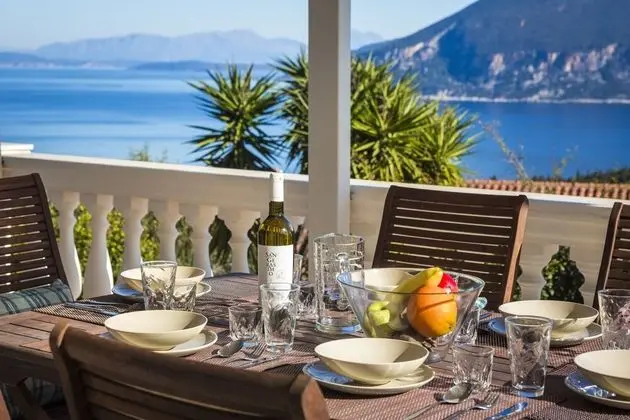 Villa, 4 Yatak Odası, Kişiye Özel Havuzlu, Deniz Manzaralı