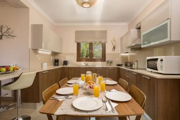 Deluxe Villa