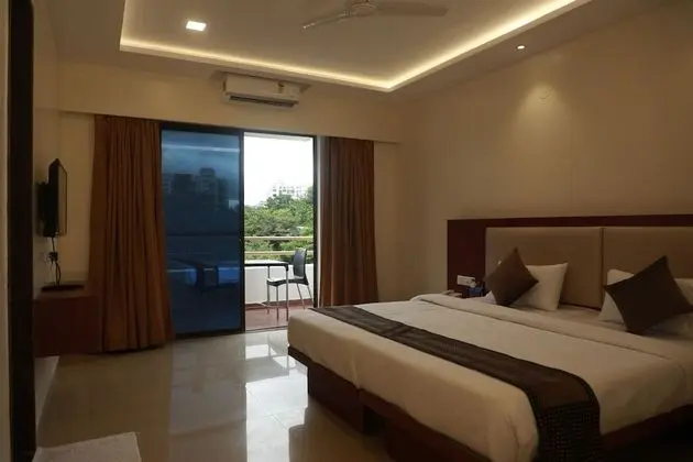 Deluxe Tek Büyük Yataklı Oda, Balkon