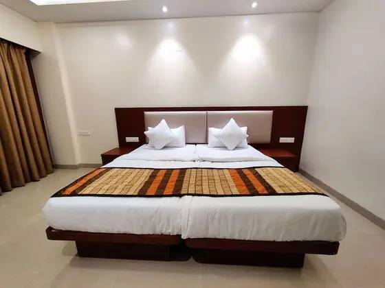 Deluxe Tek Büyük Yataklı Oda, Balkon