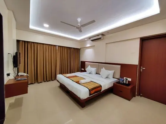 Deluxe Tek Büyük Yataklı Oda, Balkon