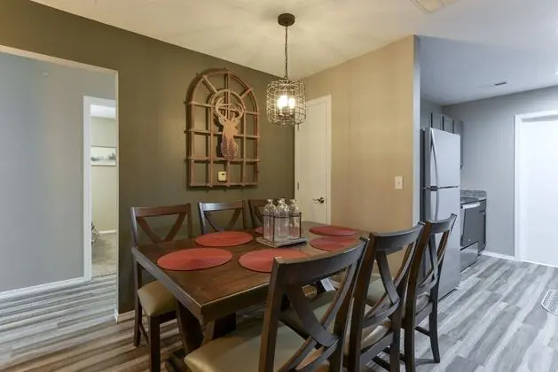 Daire (Serenity NOW **REMODELED - Pool - NO )
