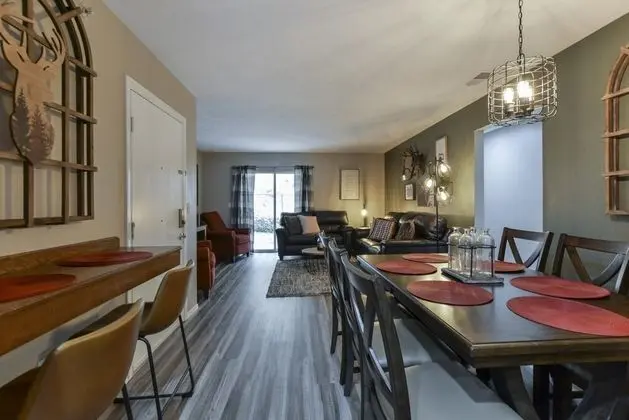 Daire (Serenity NOW **REMODELED - Pool - NO )