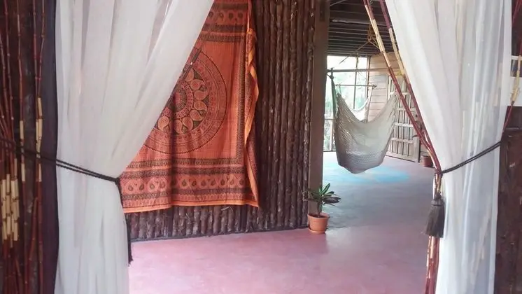 Basic İki Ayrı Yataklı Oda, 1 Tek Kişilik Yatak, Bahçe Manzaralı, Köşe