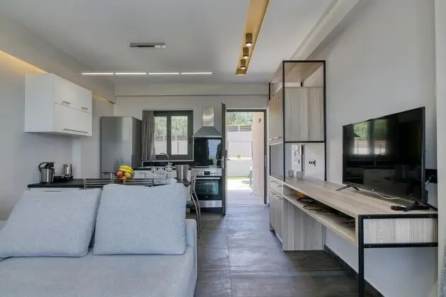Family Ev, Birden Çok Yatak, 2 Banyolu, Bahçeli (Serenity Suites Sea View 2)