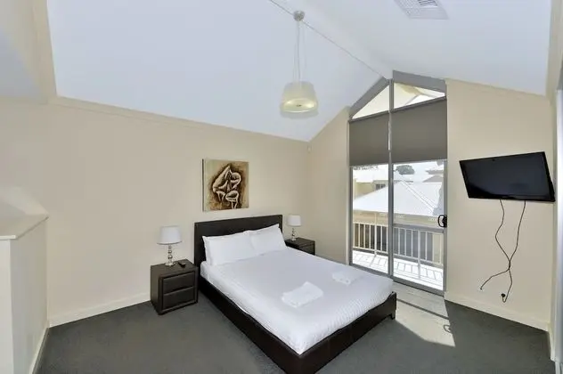 Standart Sıra Ev, 4 Yatak Odası (4 Bedroom Villa - Sleep 9)