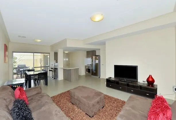Standart Sıra Ev, 4 Yatak Odası (4 Bedroom Villa - Sleep 9)