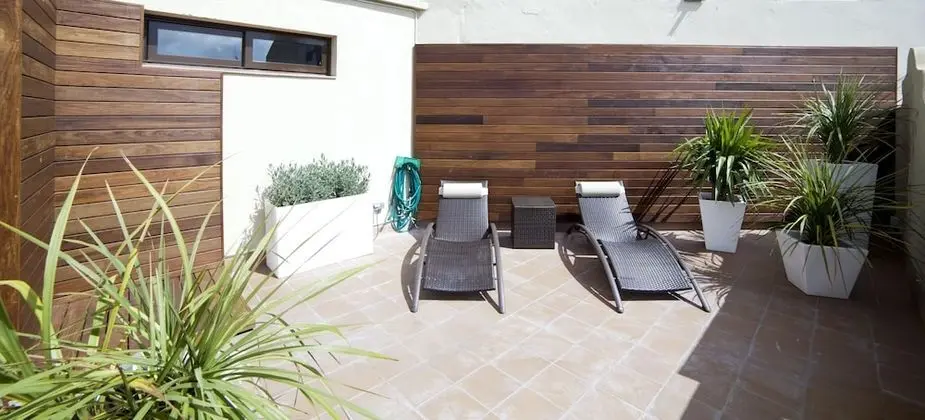 Apart Daire (Atic, Ronda Universitat 13)