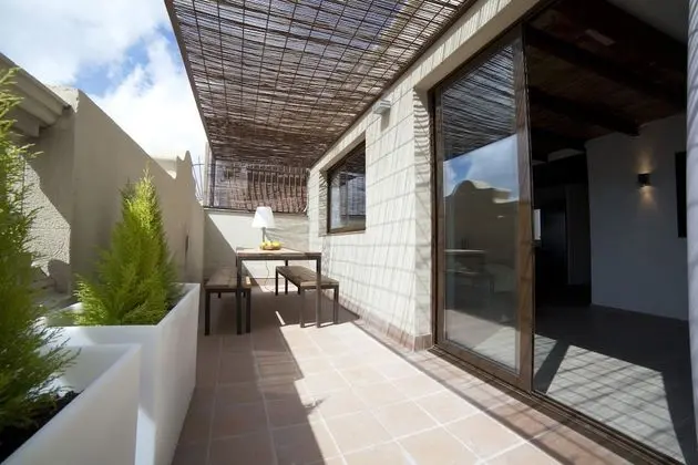 Apart Daire (Atic, Ronda Universitat 13)