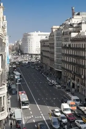 Apart Daire (Atic, Ronda Universitat 13)